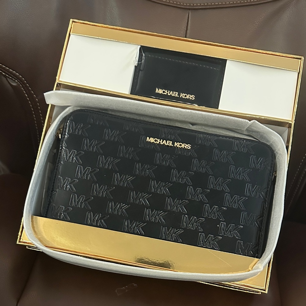 Michael Kors Black Wallet with Gold Accents Jet Set Crossbody